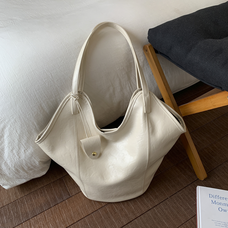 PU Solid Color Sewing Fashion  - Women Bags Branded Sale reseña y precio