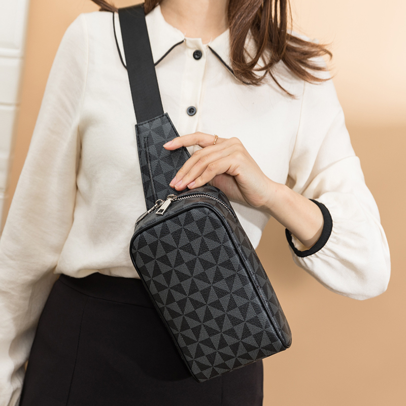 Luxury Fashion Chest Bags for  - Women Bags Dkny reseña y precio