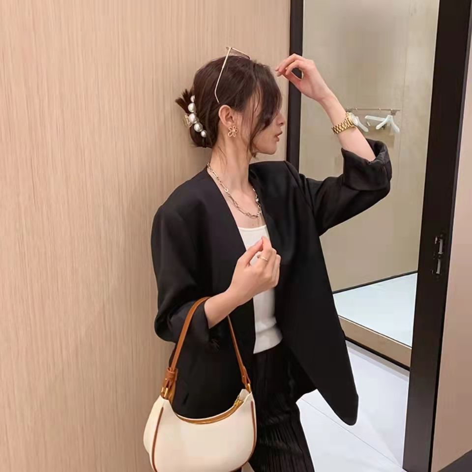 Small Carmpit Bag Female 2024  - Women Bags Guess reseña y precio